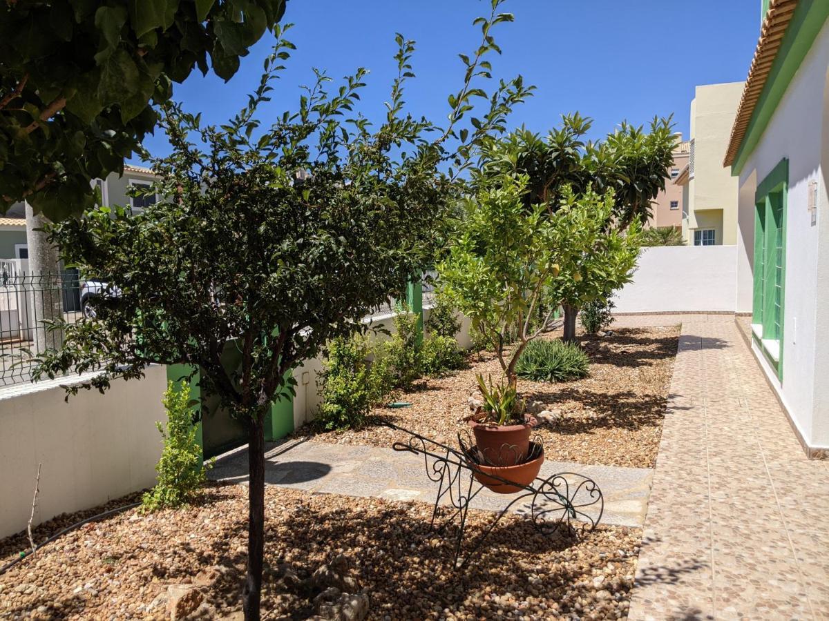 Dolphin House Hostel Faro Exterior photo